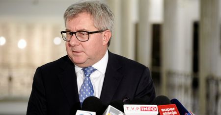 Kto ma szansę zastąpić Czarneckiego w PE? Pojawiło się pierwsze nazwisko