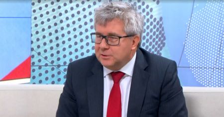 #dzieńdobryWP Czarnecki do Thun: nie będę się zniżał to tego języka nienawiści. O co poszło?