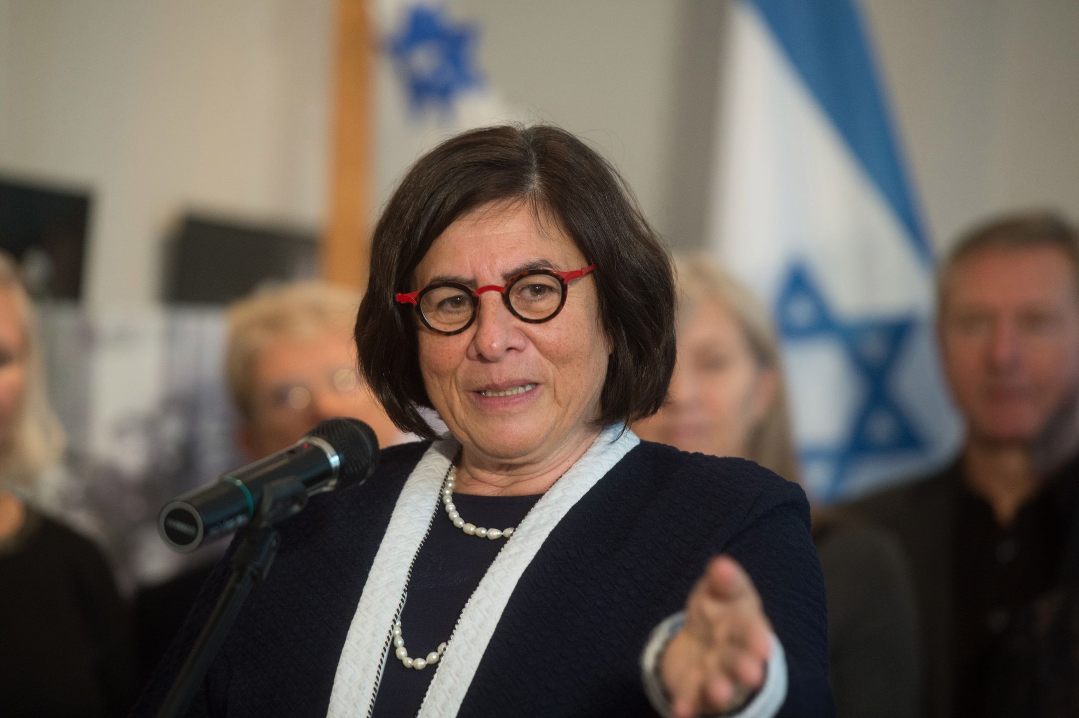 Ambasadorem Izraela w Polsce od września 2014 jest Anna Azari