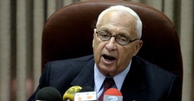 Izrael zacznie się wycofywać się ze Strefy Gazy w 2005 r.?