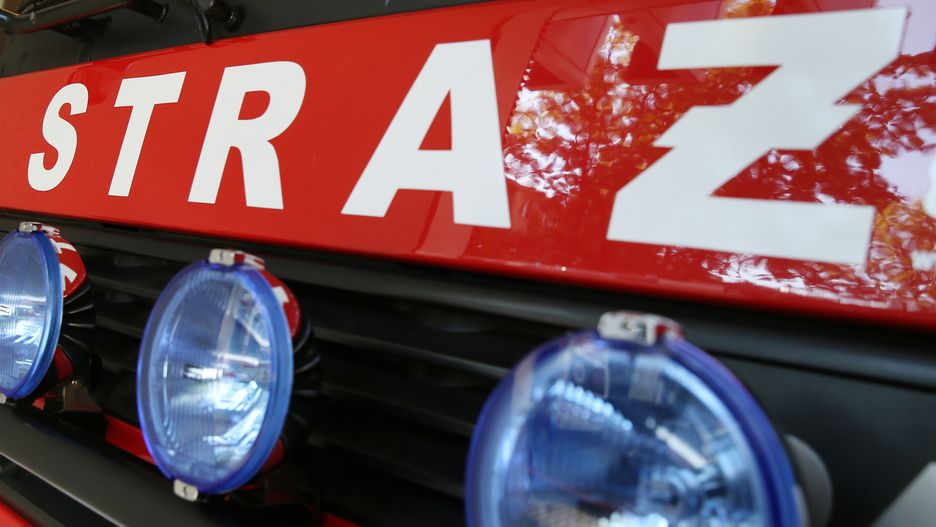 W akcji gaśniczej brały udział trzy zastępy straży pożarnej