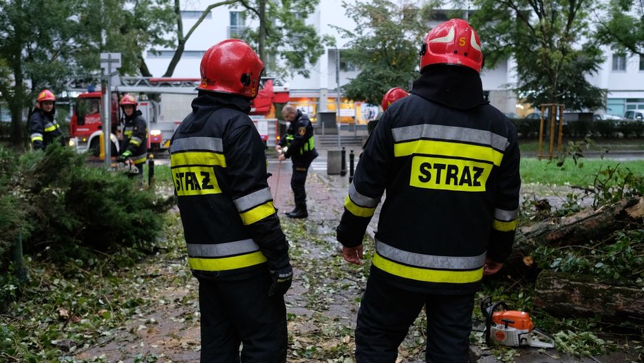 Pogoda. Awaria w Warszawie i paraliż kolei na przedmieściach
