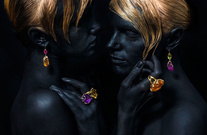 Przyjrzyj się uważniej! Na tych zdjęciach nie chodzi o modelki