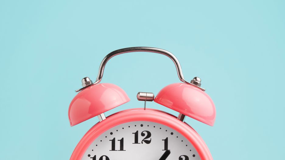 Zmiana czasu 2020 nastąpi już wkrótce. Sprawdź, kiedy dokładnie przejdziemy na czas letni