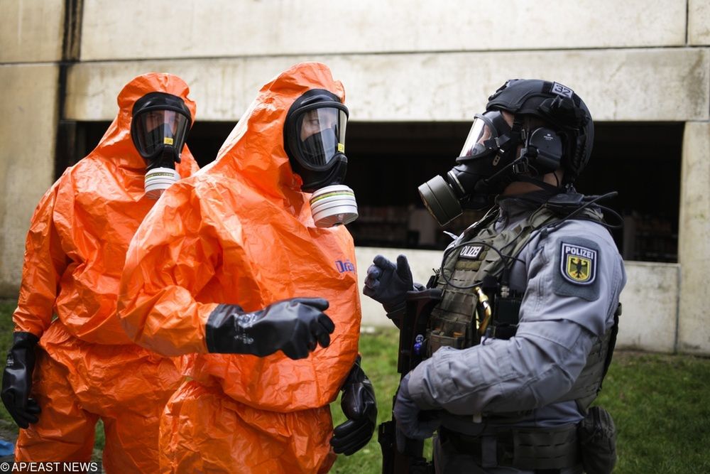 Służby ostrzegają przed atakiem chemicznym ISIS w Wielkiej Brytanii