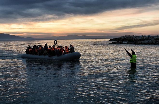 UE musi ograniczyć napływ uchodźców. Ma na to tylko 10 dni