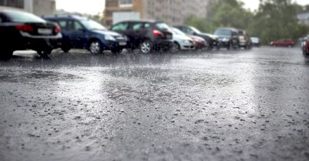 Alarm w Gdańsku. Zagrożenie podtopieniami, zamknięte ulice