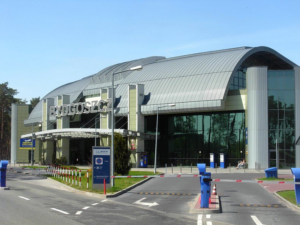 Lotnisko Bydgoszcz-Szwederowo (BZG). Jak dostać się do centrum miasta?