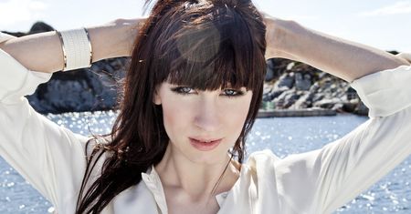 Sylwia Grzeszczak odpaliła "Rakiety". Nowy teledysk robi wrażenie