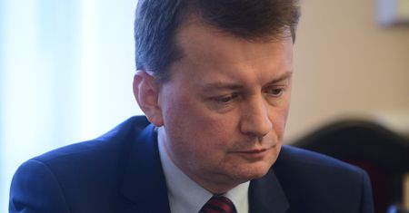 Mariusz Błaszczak komentuje słowach Tuska. "Gdyby nie PiS, mielibyśmy teraz 12 tys. emigrantów"