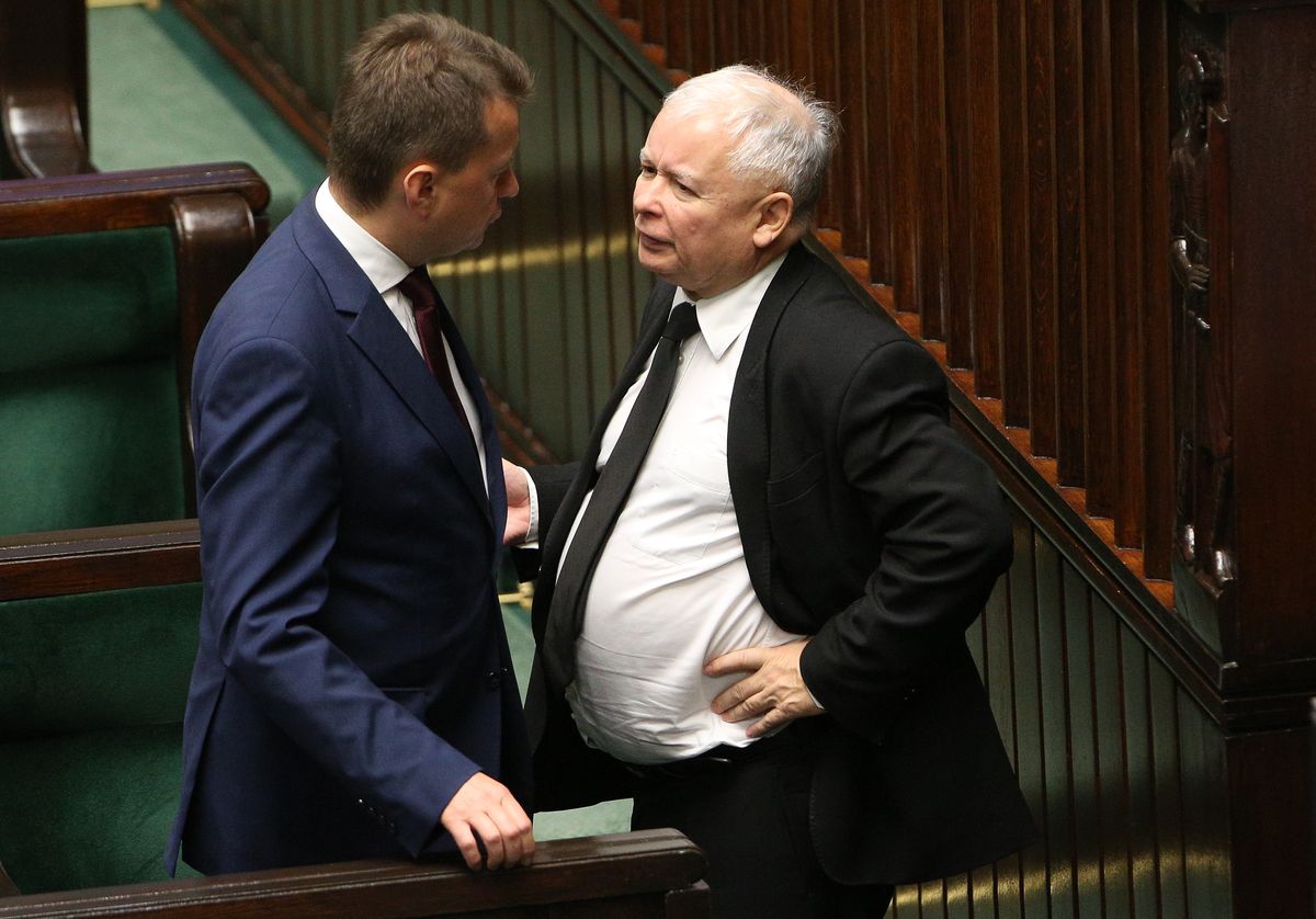 "Pożar" czy mobilizacja? Kaczyński wzywa posłów na rozmowy