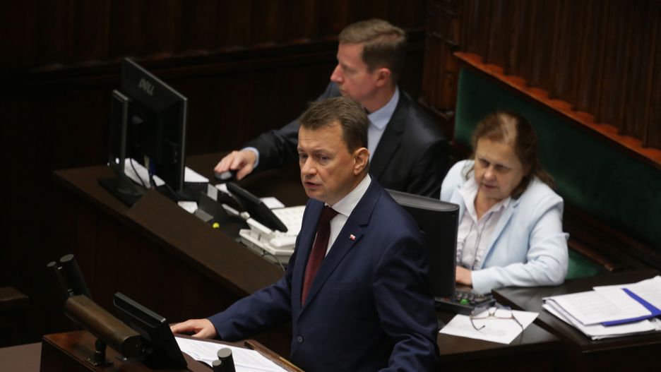 Mariusz Błaszczak z sejmowej mównicy bezpośrednio zwrócił się do Grzegorza Schetyny i Andrzeja Halickiego