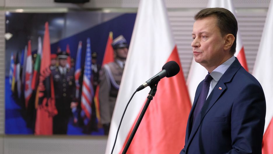 Koronawirus w Polsce. Szef MON: wojsko pomoże policji na granicach