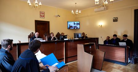 Śmierć studentki na otrzęsinach w Bydgoszczy. Uczelnia musi zapłacić 420 tys. zł