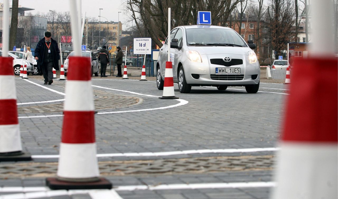 Prawo jazdy 2019. Zmiany przepisów. Obowiązkowa wymiana dokumentów i mniejsza liczba egzaminów