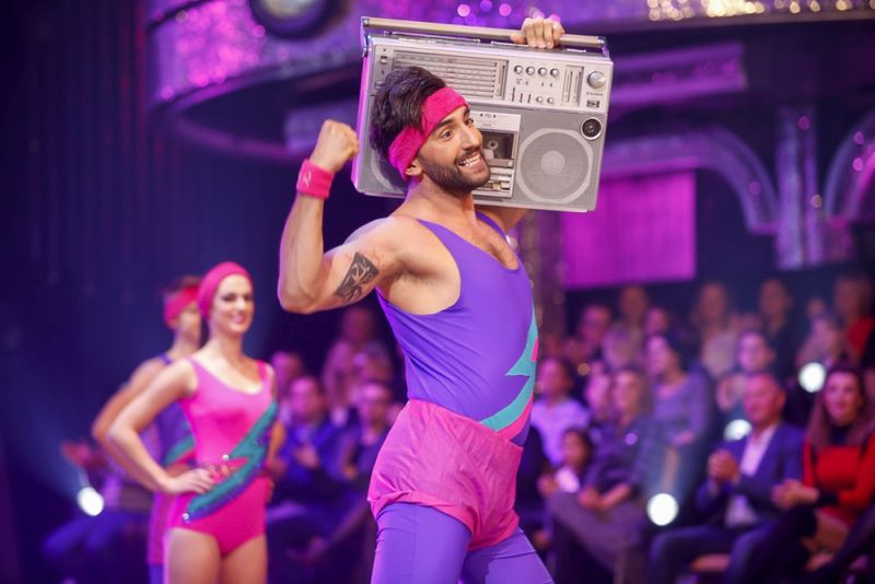 Ćwierćfinał "Dancing with the Stars. Taniec z gwiazdami": Bollywood, trójkąty i dziwne nakrycia głowy