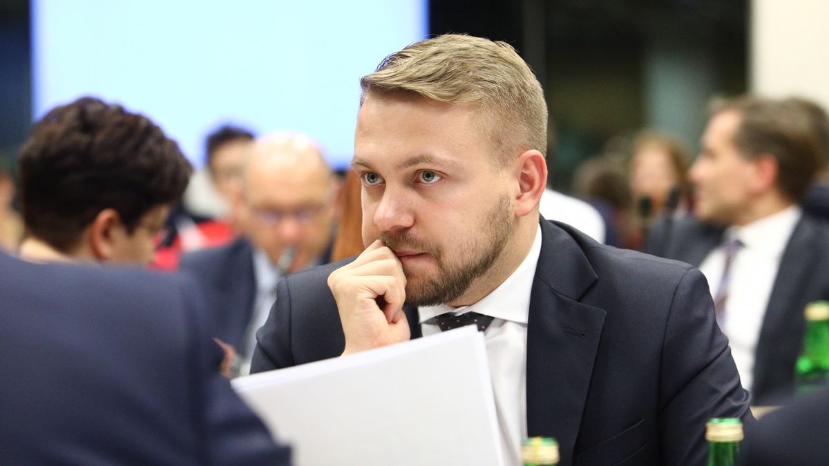 Wiceminister klimatu Jacek Ozdoba zapowiada zmiany w przepisach dot. gospodarki odpadami