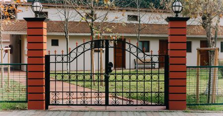 Poradnik. Jak wybrać odpowiednią bramę wjazdową do domu?