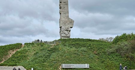 Radni Gdańska przyjęli apel przeciwko wywłaszczeniu Westerplatte. Przeciwko PiS