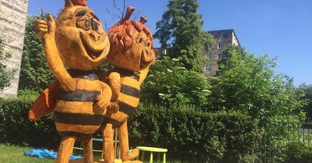 Kolejna rzeźba na placu Baśniowym. Tym razem Gucio i Maja