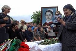 Pierwsze pogrzeby w Biesłanie