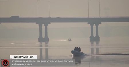 Pobili a następnie zepchnęli go do rzeki. Wszystko nagrali telefonem