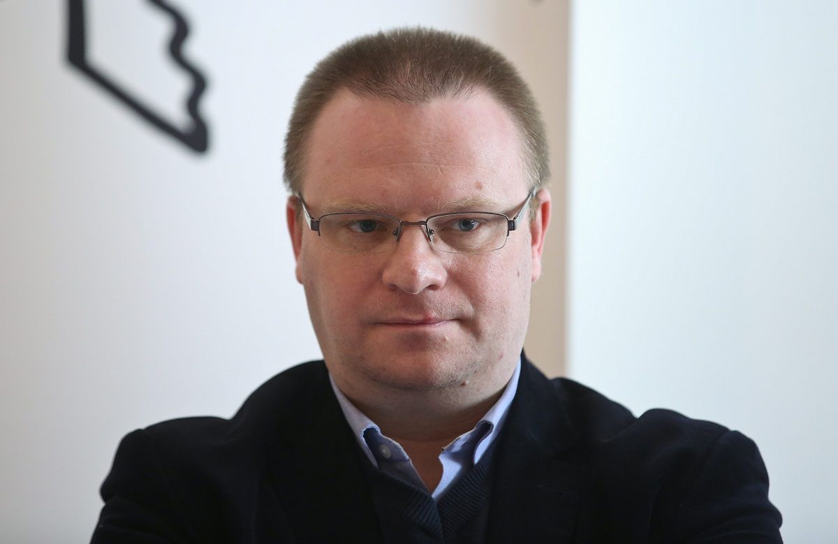 Łukasz Warzecha został odsunięty od prowadzenia audycji w Polskim Radiu 24.