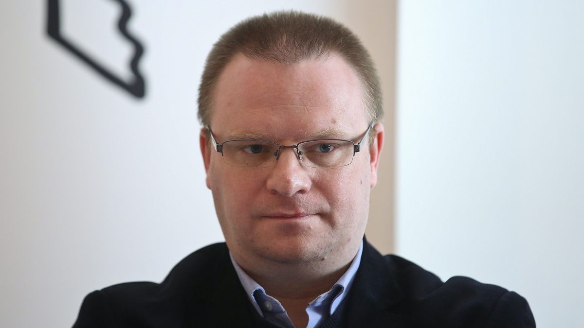 Łukasz Warzecha został odsunięty od prowadzenia audycji w Polskim Radiu 24.