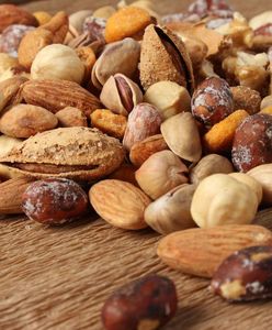 Internauta kupił dwie mieszanki studenckie. Odkrył coś ciekawego