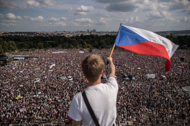 Gigantyczna demonstracja w Czechach.