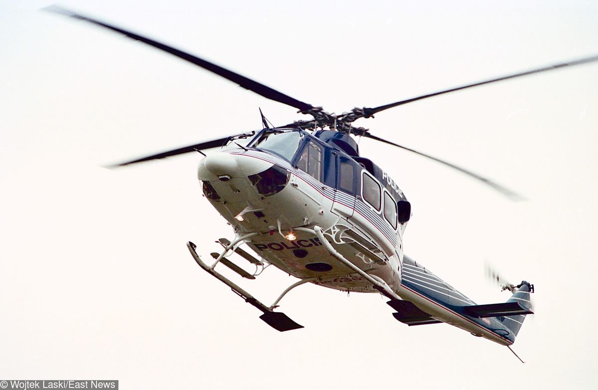 Praga: sześciolatek oślepił laserem pilotów helikoptera. Bawił się przed snem