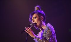 Artyści przeciw nienawiści – transmisja koncertu z Łodzi. Gdzie i o której  można oglądać wydarzenie online?