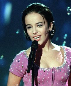 Uwiodła świat hitem "Moi... Lolita". Alizee nadal zachwyca subtelną urodą