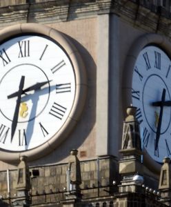Dziś staną zegary w całej Polsce. To nie jest przypadkowa data