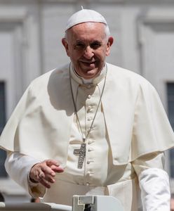 "Podchodzimy do ołtarza i niespodzianka". Papież Franciszek zaskoczył. Niezwykły gest