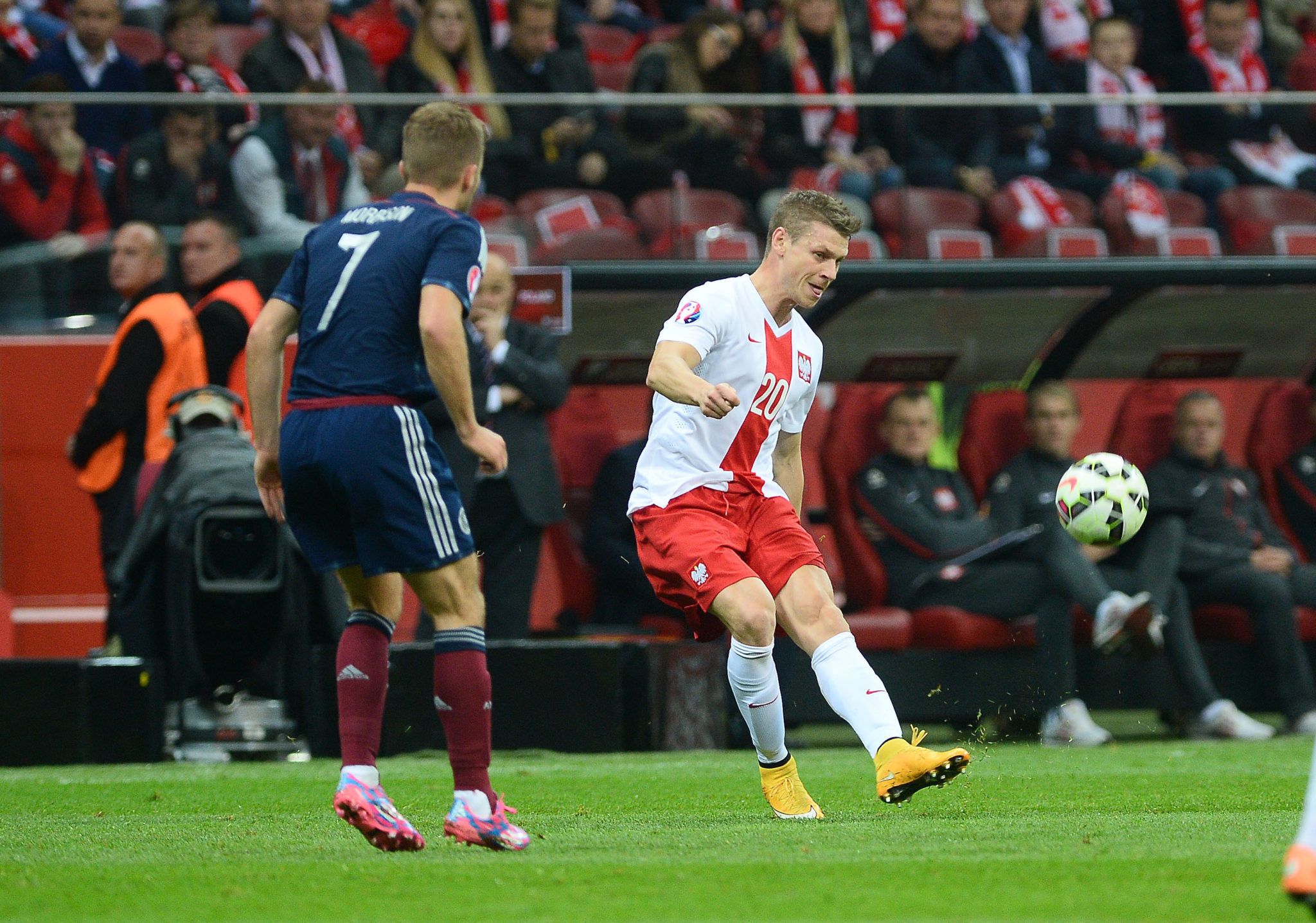 Łukasz Piszczek opuścił polską reprezentację tuż przed meczem. Jego żona rodzi trzecie dziecko