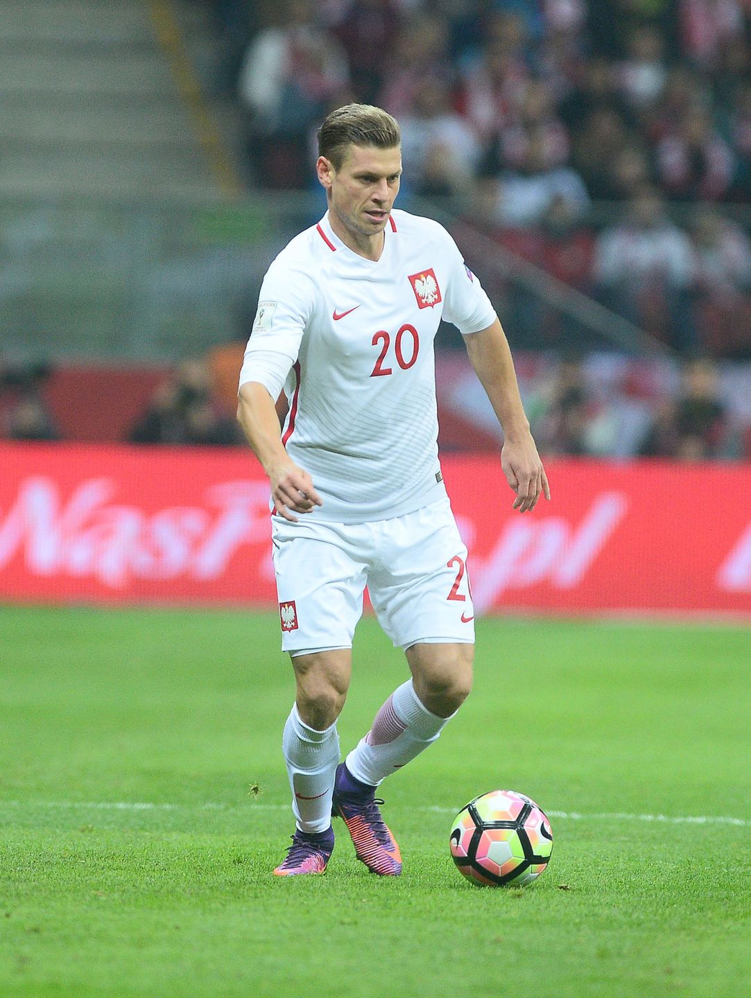 Łukasz Piszczek opuścił polską reprezentację tuż przed meczem. Jego żona rodzi trzecie dziecko