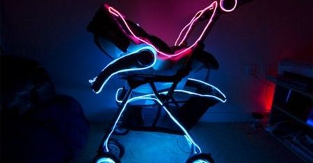 Neonowy wózek