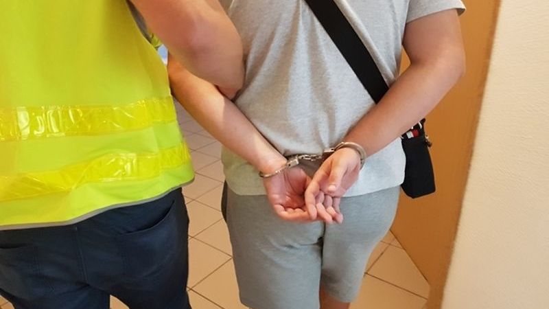 Wnuczek ukradł babci prawie 90 tys. złotych.