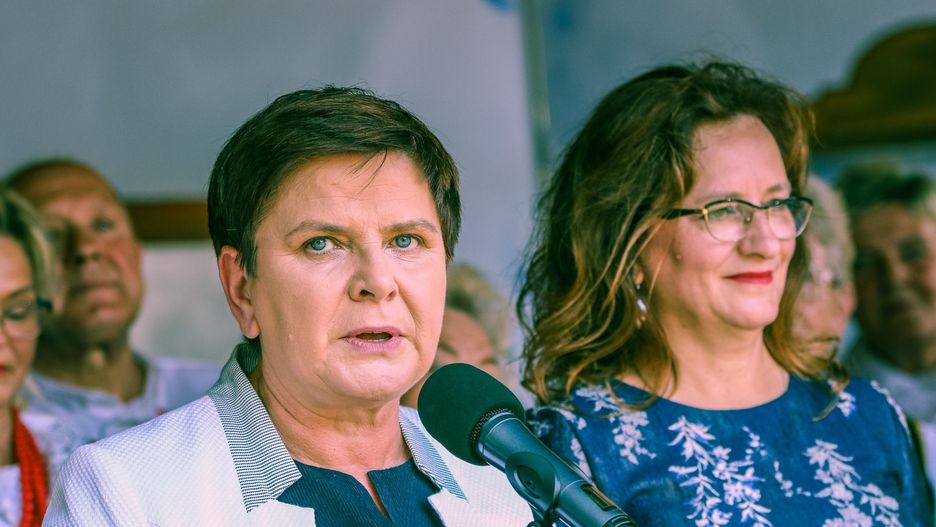 Na zdjęiu Beata Szydło i Agata Wojtyszek