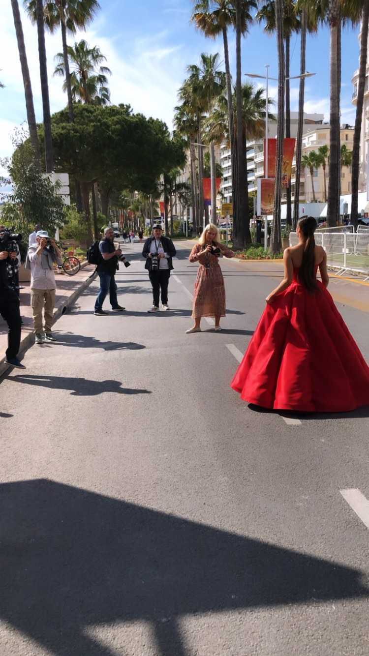 Natalia Janoszek - sesja zdjęciowa w Cannes