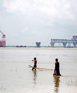Od plotek na Facebooku do brutalnych mordów. Seria linczów w Bangladeszu