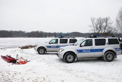 Dryfował w Warcie w Poznaniu. Policjanci uratowali 36-latka