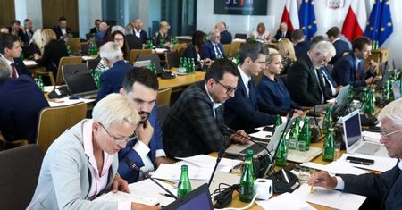 Sejm uchwalił ustawę o wsparciu odbiorców ciepła (aktualizacja)