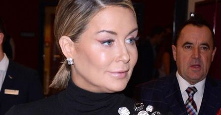 Małgorzata Rozenek odsłoniła ciążowy brzuch. Wypada czy nie? Czyja to sprawa?