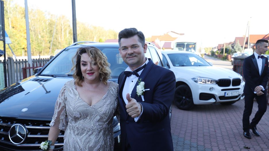 Zenon Martyniuk z żoną na ślubie syna