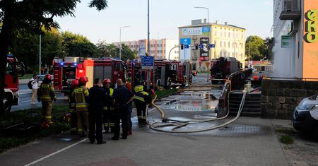 Wyciek niebezpiecznej substancji w Elblągu. Dwie osoby poszkodowane