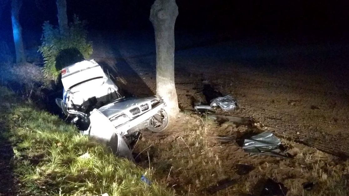 Biała pod Prudnikiem. Nie żyje 26-letni kierowca BMW