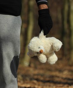 Dwaj podejrzani mężczyźni próbowali uprowadzić dziewczynkę z przedszkola