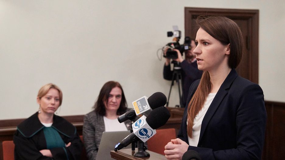 Sąd okręgowy orzekł, że radna znieważyła posłankę